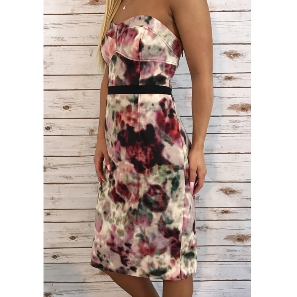 Gorgeous Anthropologie Strapless Dress - Size 10